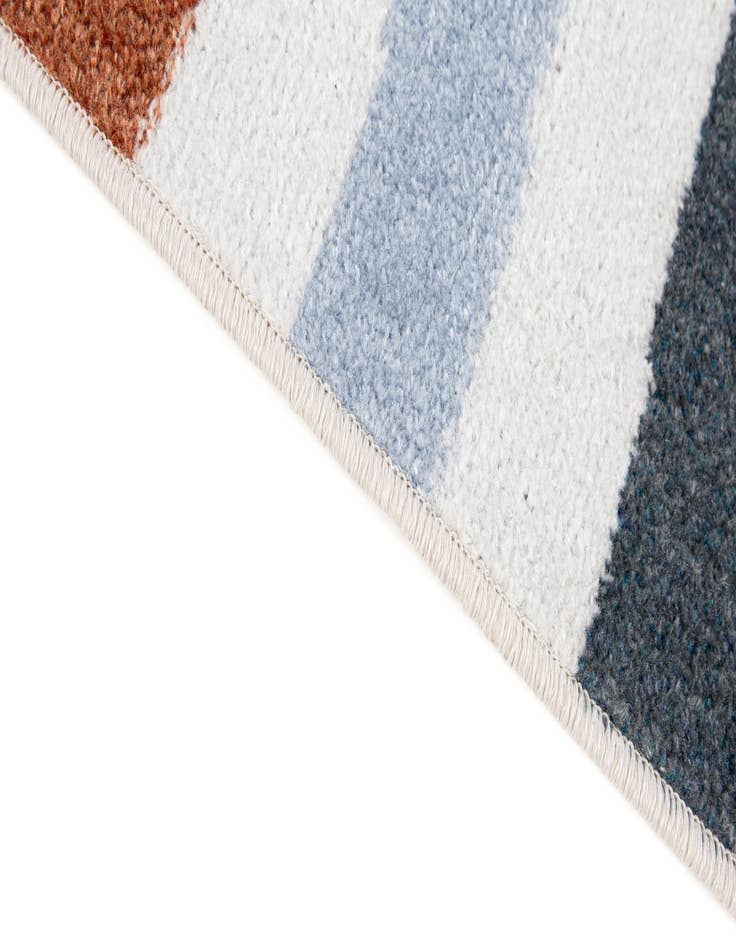 Detail image of  5' x 8' Kamala Washable Rug