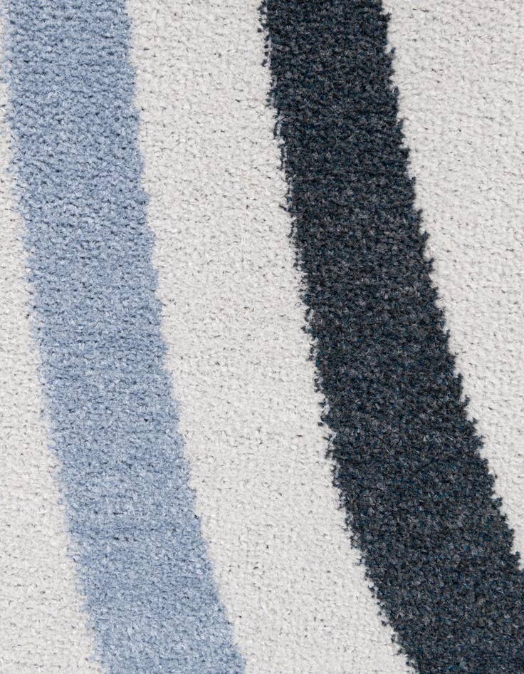 Detail image of  5' x 8' Kamala Washable Rug