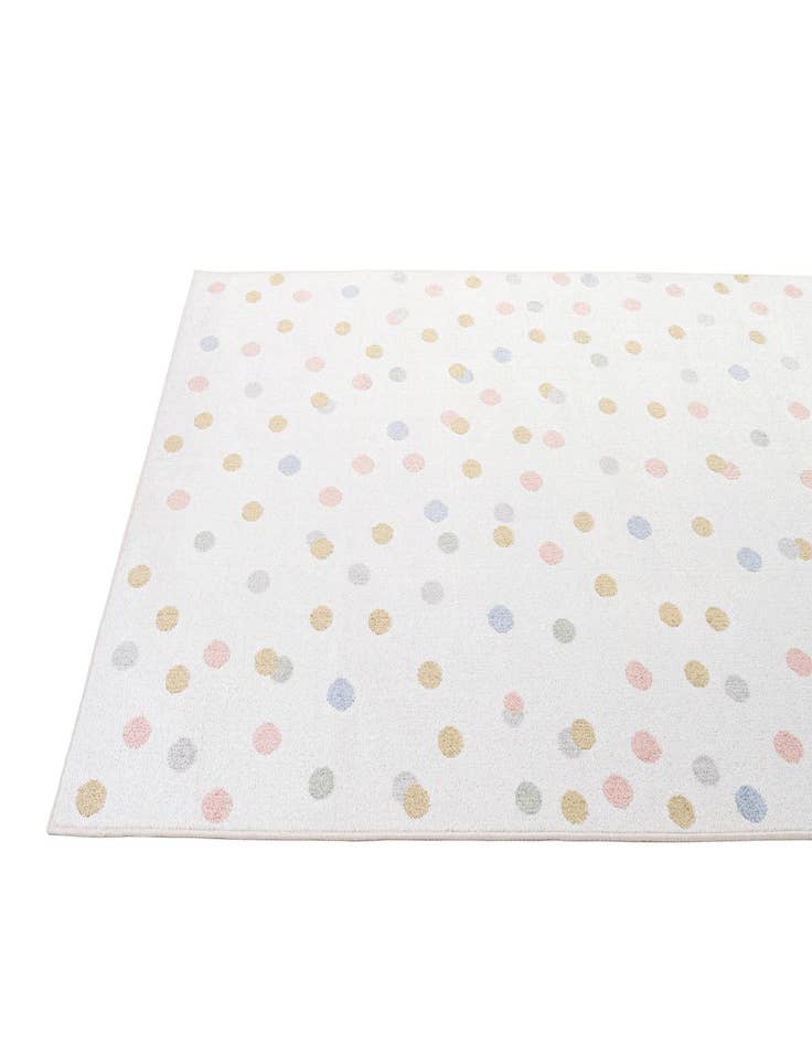 Detail image of  5' 2 x 8' Kamala Washable Rug