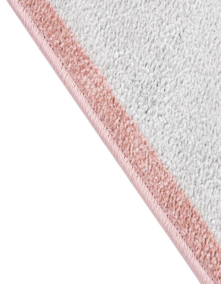 Detail image of  5' x 8' Kamala Washable Rug