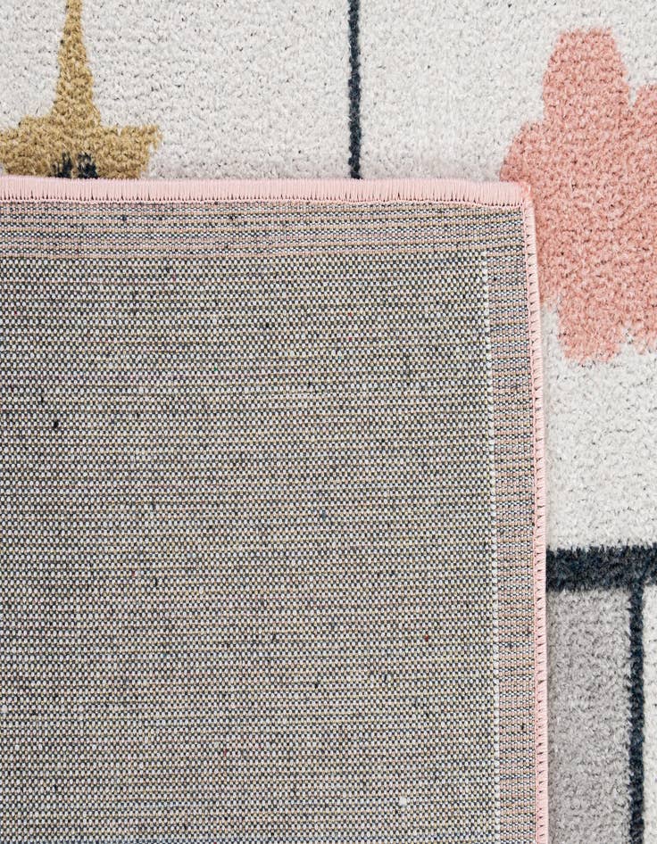 Detail image of  5' x 8' Kamala Washable Rug