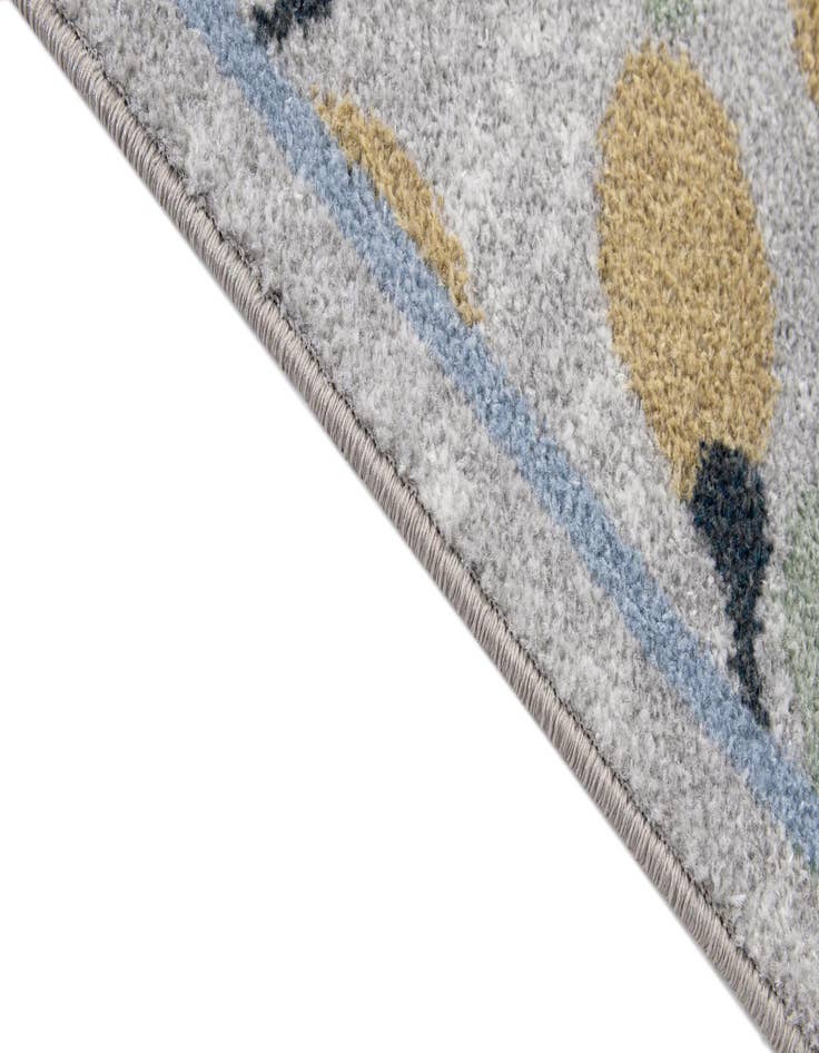 Detail image of  5' 2 x 7' 10 Kamala Washable Rug