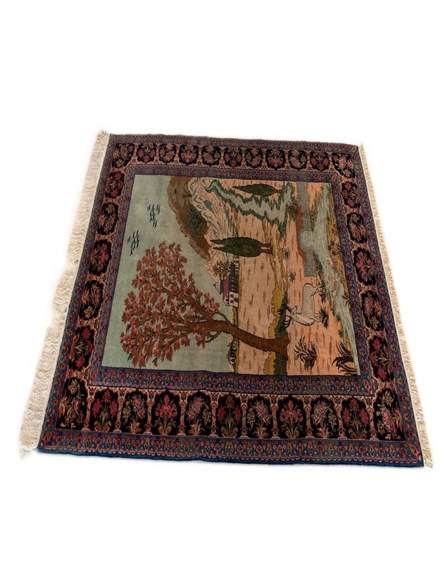 Detail image of  4' 8 x 6' 7 Kashan Wool Rug