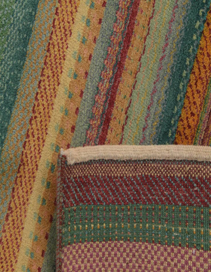 Detail image of 4' 8 x 6' 7 Hand Knotted Kashkuli Gabbeh Oriental Wool Rug