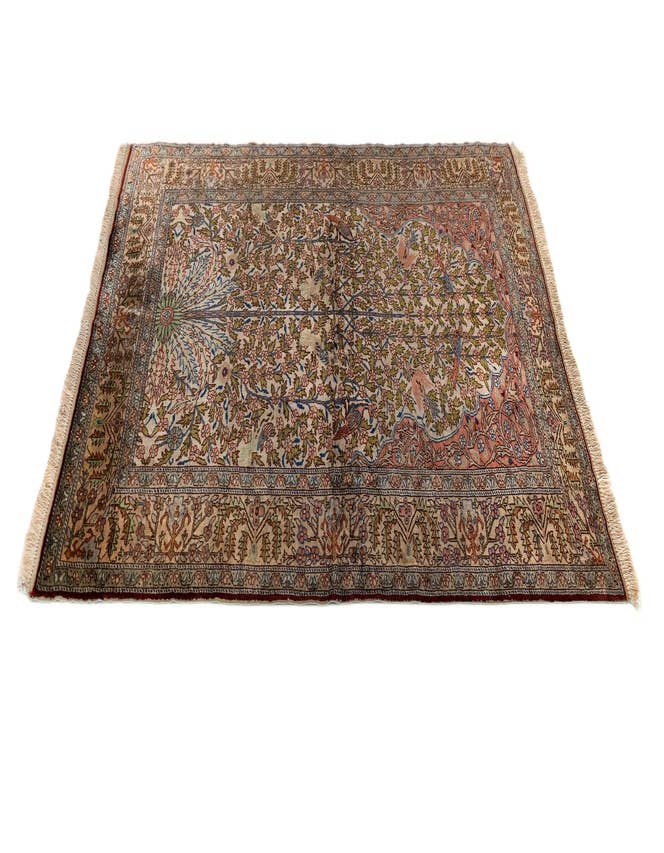 Detail image of  3' 7 x 5' 3 Kayseri Silk Rug