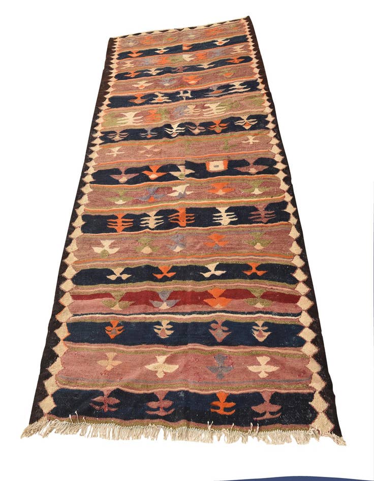 Detail image of  4' 9 x 8'  Hand Woven Kilim Fars Wool Rug