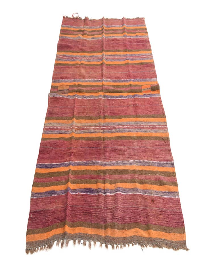 Detail image of  4' 3 x 7' 7  Hand Woven Kilim Fars Wool Rug