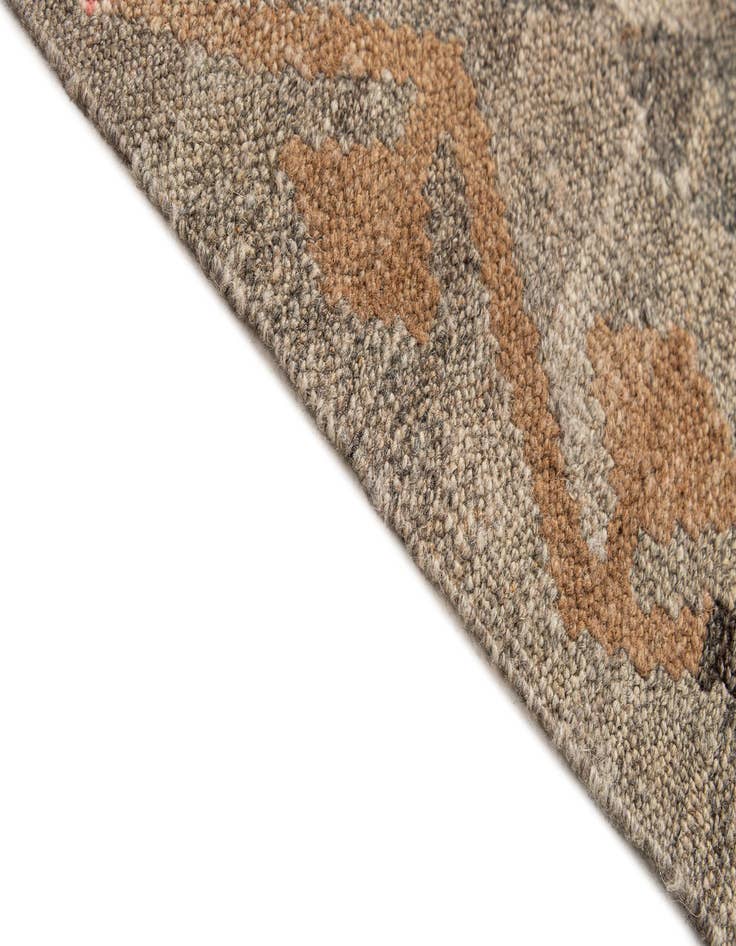 Detail image of  3' 2 x 5' 3  Hand Woven Kilim Maymana Wool Rug