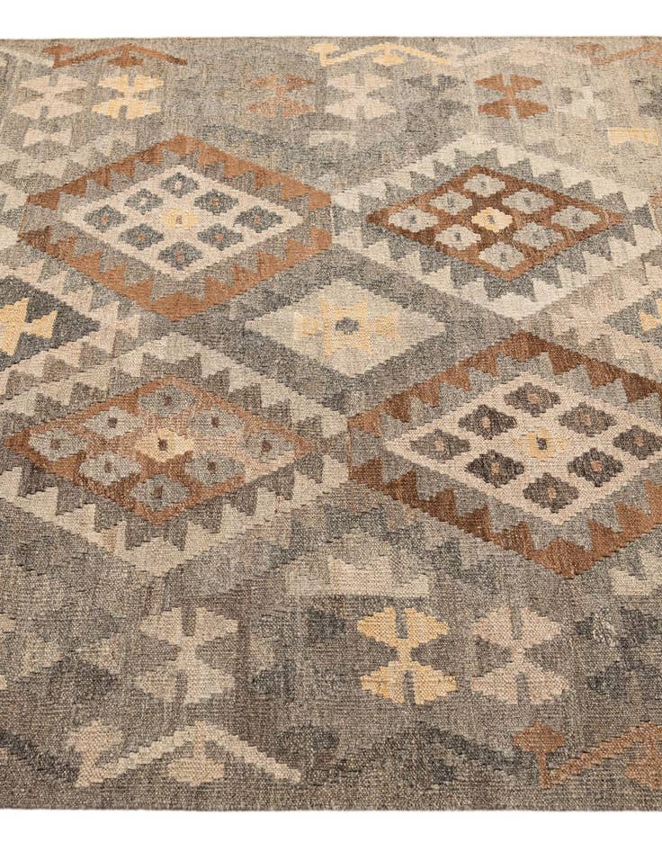 Detail image of  4' 6 x 6' 8  Hand Woven Kilim Maymana Wool Rug