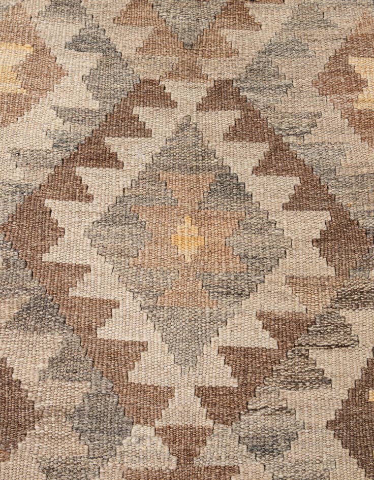 Detail image of  5' 2 x 6' 6  Hand Woven Kilim Maymana Wool Rug