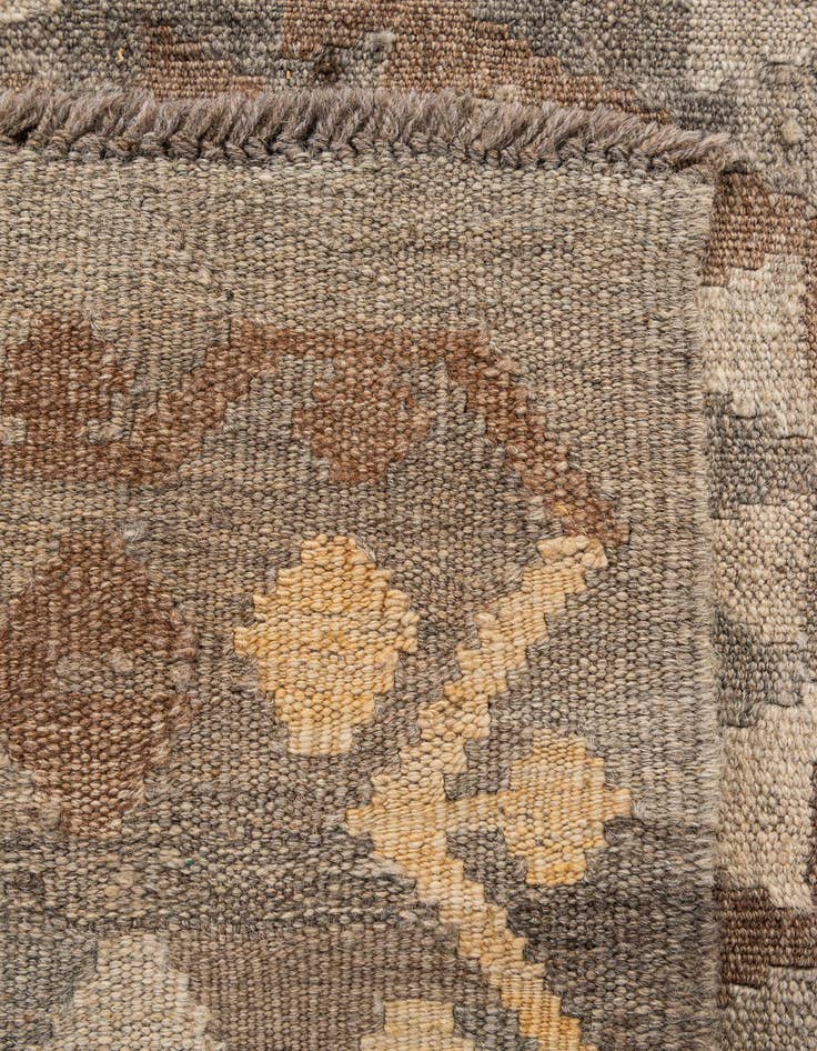 Detail image of  5' 2 x 6' 6  Hand Woven Kilim Maymana Wool Rug