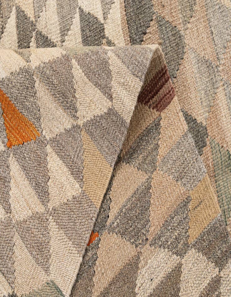 Detail image of  5' x 6' 8  Hand Woven Kilim Maymana Wool Rug