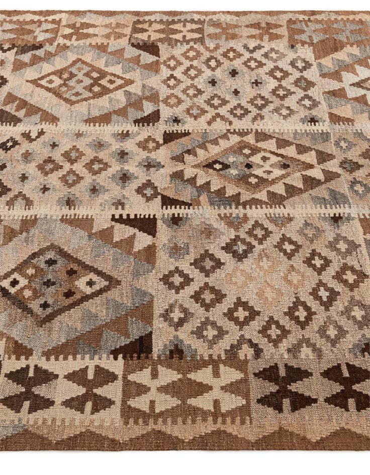 Detail image of  5' x 6' 6  Hand Woven Kilim Maymana Wool Rug