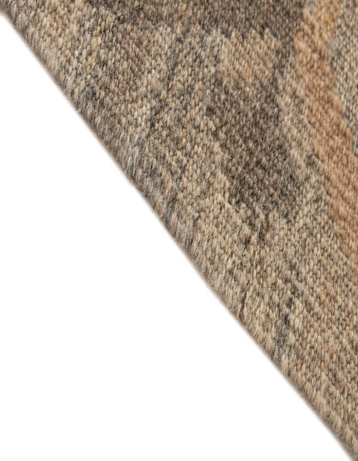 Detail image of  4' 11 x 6' 10  Hand Woven Kilim Maymana Wool Rug