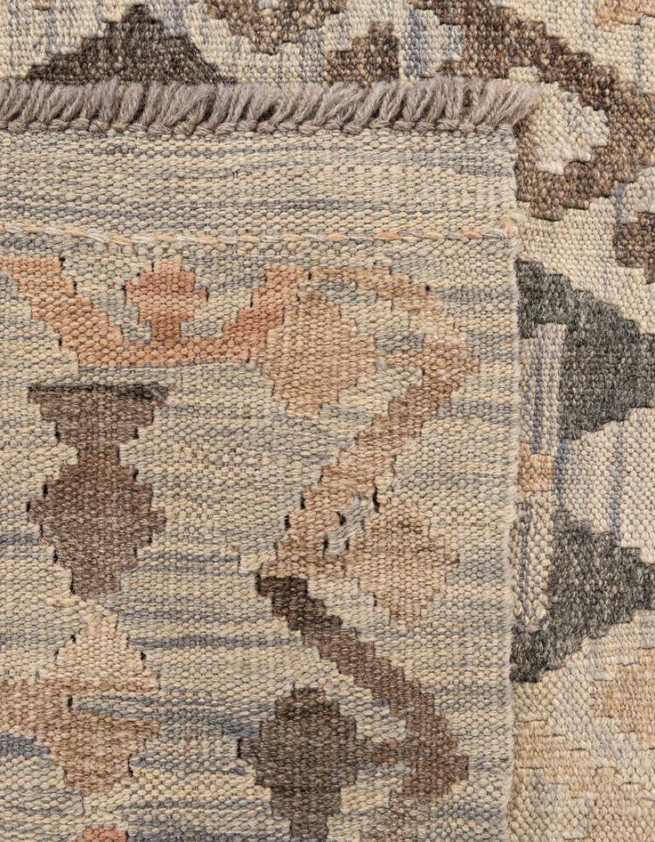 Detail image of  5' x 6' 10  Hand Woven Kilim Maymana Wool Rug