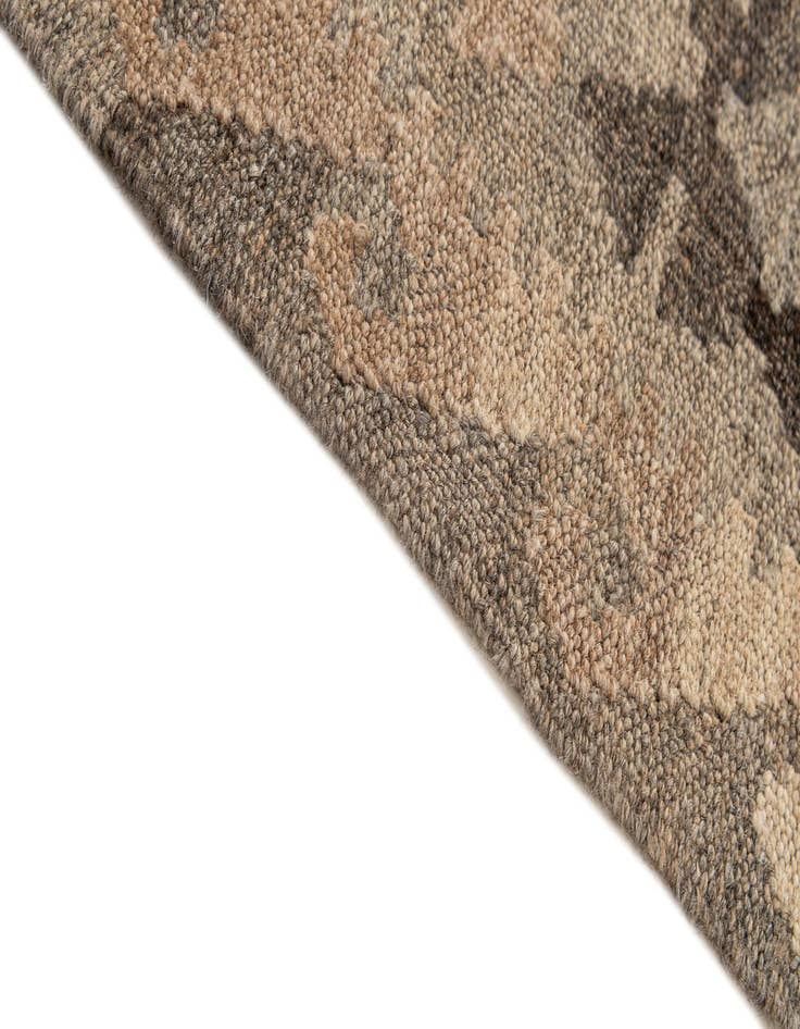 Detail image of  5' 3 x 6' 4  Hand Woven Kilim Maymana Wool Rug