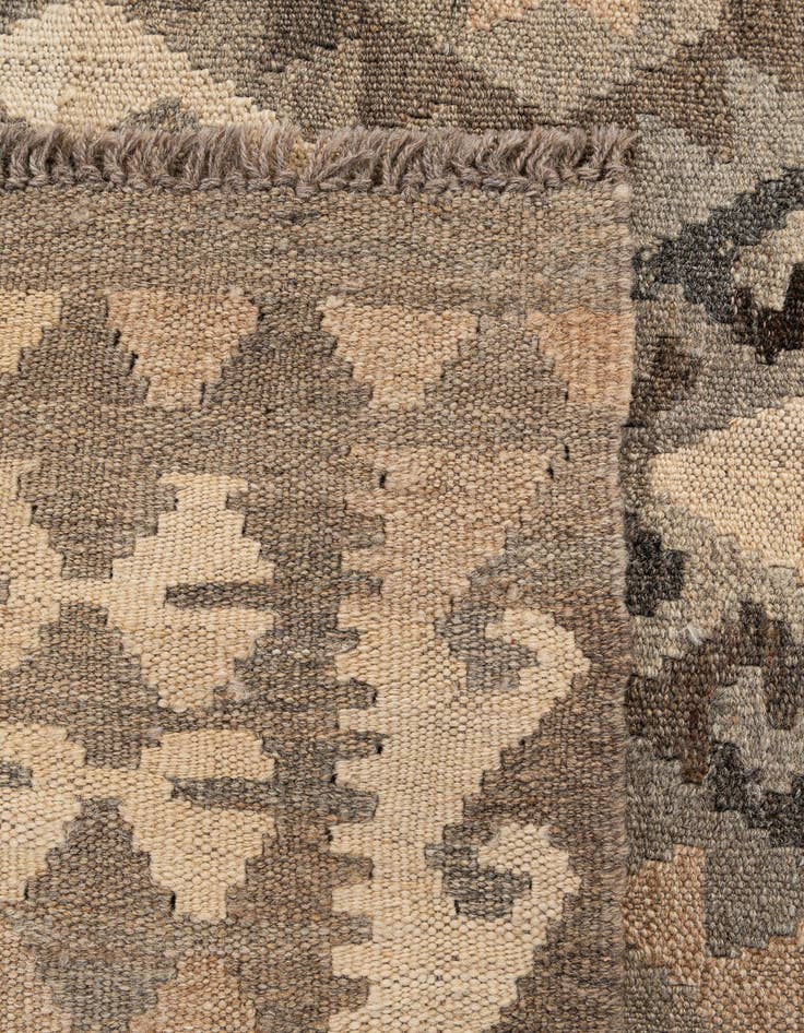 Detail image of  5' 3 x 6' 4  Hand Woven Kilim Maymana Wool Rug