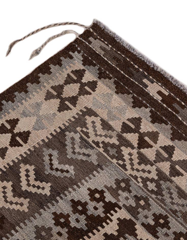 Detail image of  5' x 6' 7  Hand Woven Kilim Maymana Wool Rug