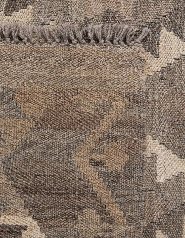 Detail image of  5' 4 x 6' 7  Hand Woven Kilim Maymana Wool Rug
