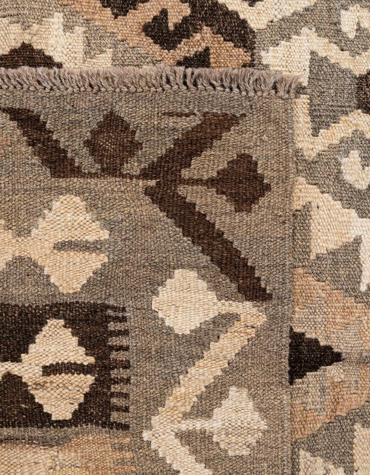 Detail image of  5' 2 x 6' 7  Hand Woven Kilim Maymana Wool Rug