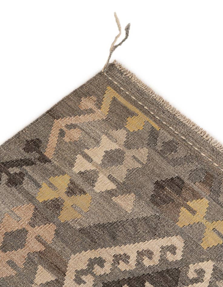 Detail image of  5' 4 x 6' 8  Hand Woven Kilim Maymana Wool Rug
