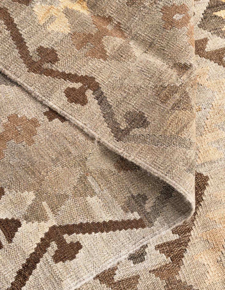 Detail image of  6' x 8' 1  Hand Woven Kilim Maymana Wool Rug