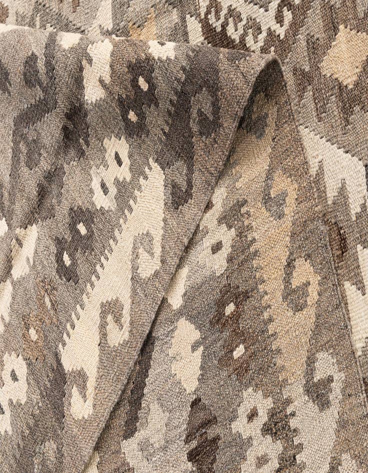 Detail image of  6' 1 x 8' 1  Hand Woven Kilim Maymana Wool Rug