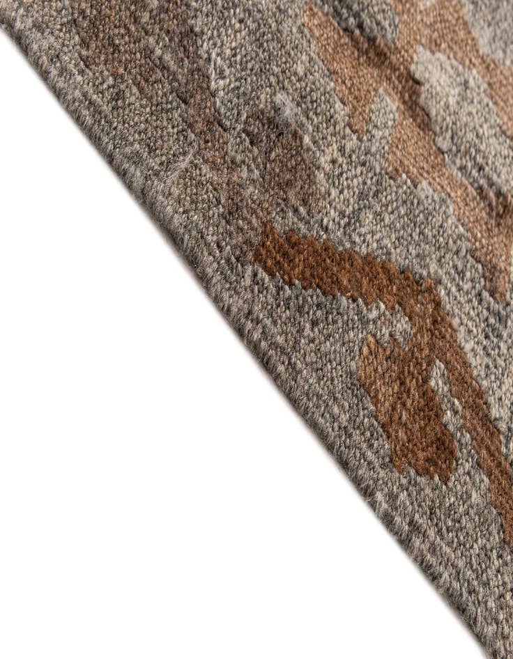 Detail image of  5' 9 x 8' 4  Hand Woven Kilim Maymana Wool Rug