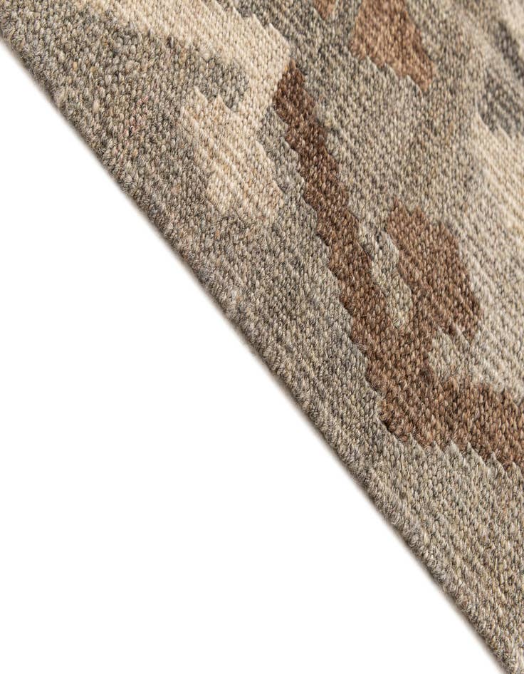 Detail image of  6' 2 x 8' 7  Hand Woven Kilim Maymana Wool Rug