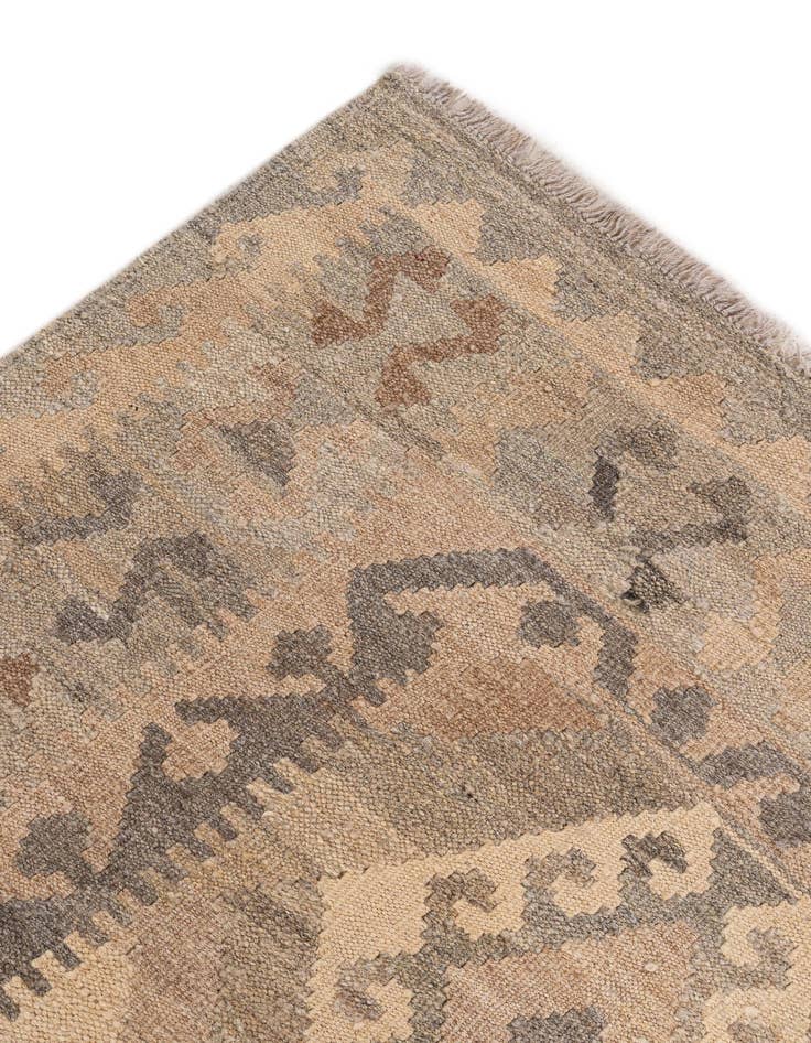 Detail image of  6' 9 x 10'  Hand Woven Kilim Maymana Wool Rug