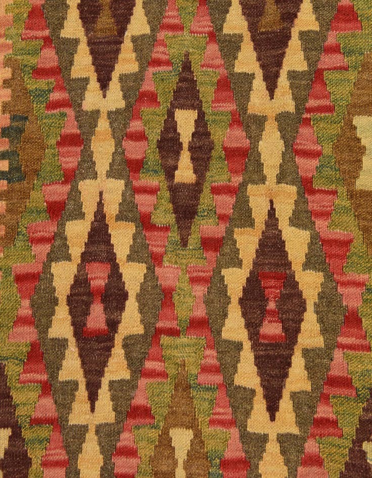 Detail image of  3' 2 x 4' 9  Hand Woven Kilim Maymana Wool Rug