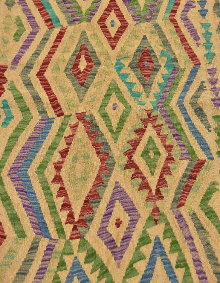 Detail image of  4' 10 x 6' 3  Hand Woven Kilim Maymana Wool Rug