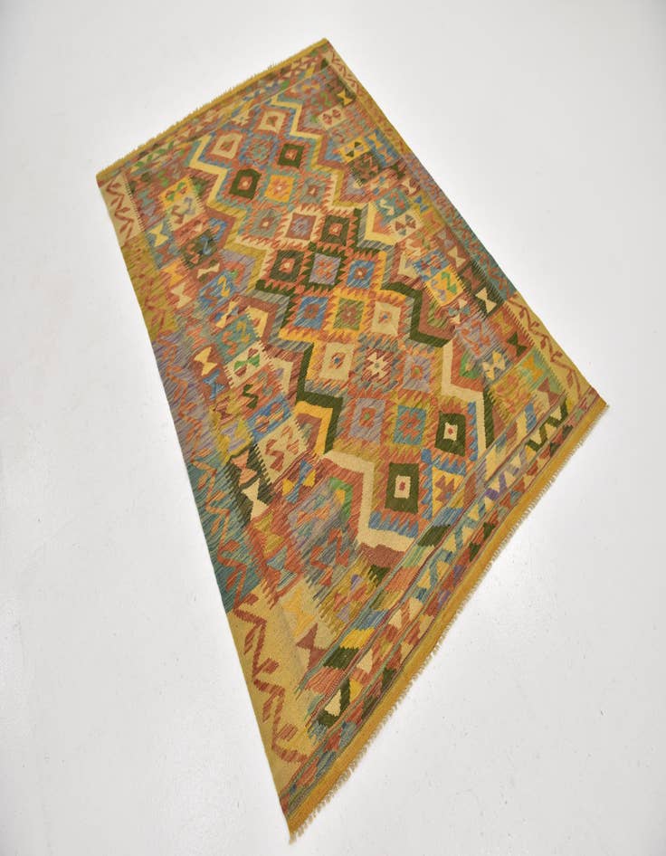 Detail image of  4' 7 x 6' 5  Hand Woven Kilim Maymana Wool Rug