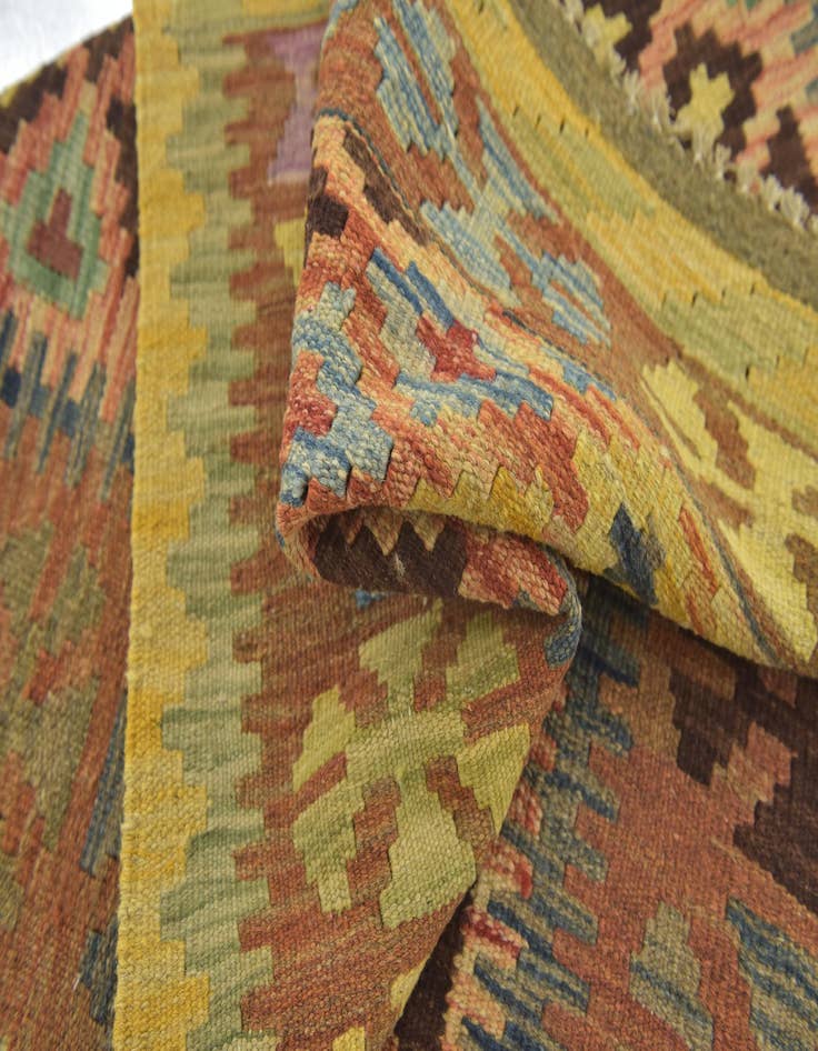 Detail image of  3' 3 x 5'  Hand Woven Kilim Maymana Wool Rug