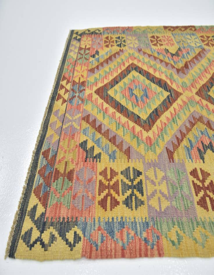 Detail image of  3' 4 x 4' 10  Hand Woven Kilim Maymana Wool Rug