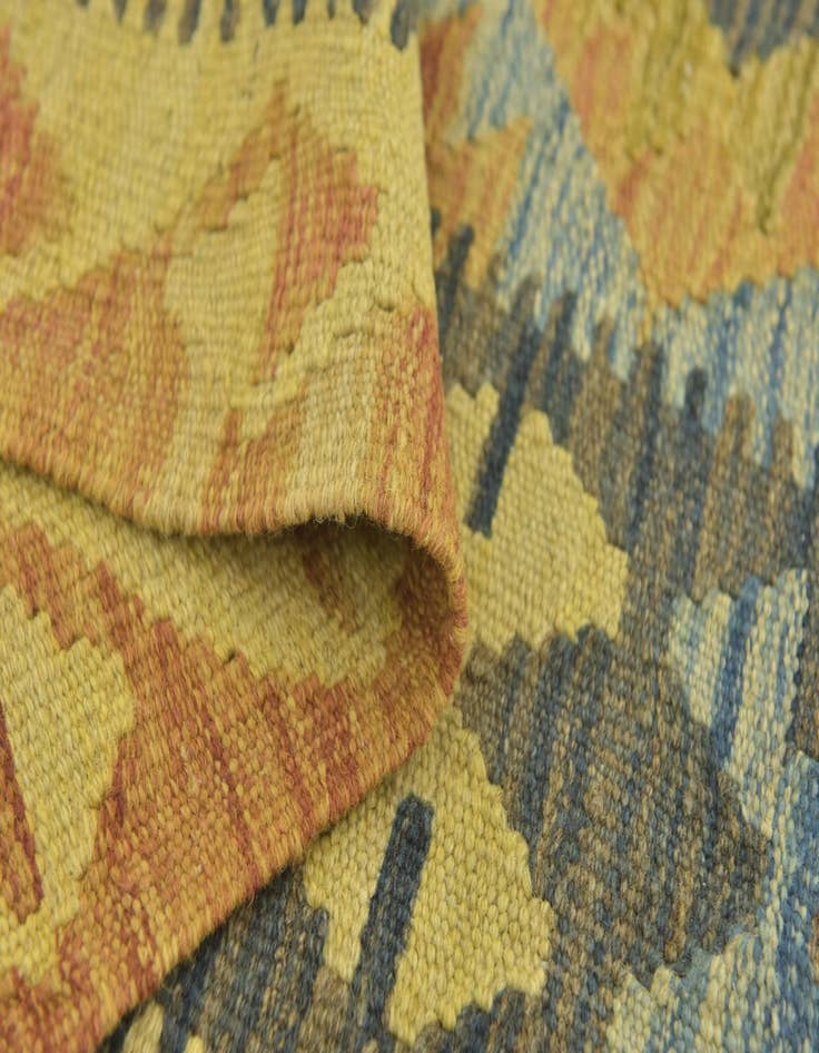 Detail image of  3' 2 x 4' 8  Hand Woven Kilim Maymana Wool Rug