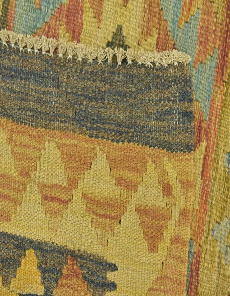 Detail image of  3' 2 x 4' 8  Hand Woven Kilim Maymana Wool Rug