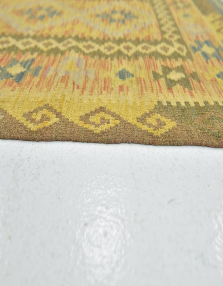 Detail image of  3' 3 x 4' 9  Hand Woven Kilim Maymana Wool Rug