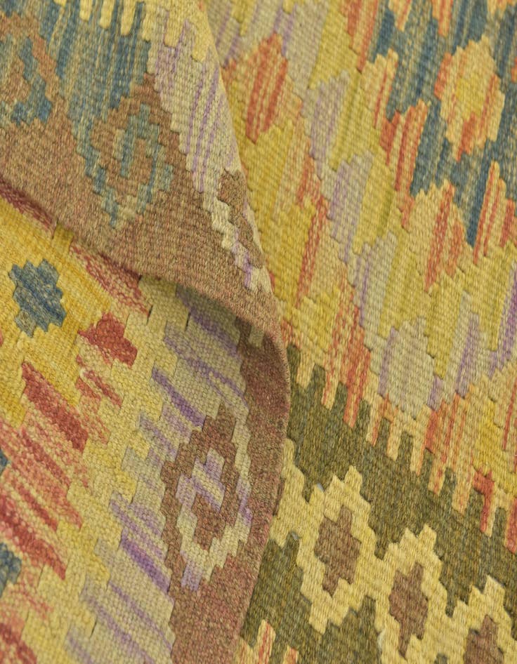 Detail image of  3' 3 x 4' 9  Hand Woven Kilim Maymana Wool Rug