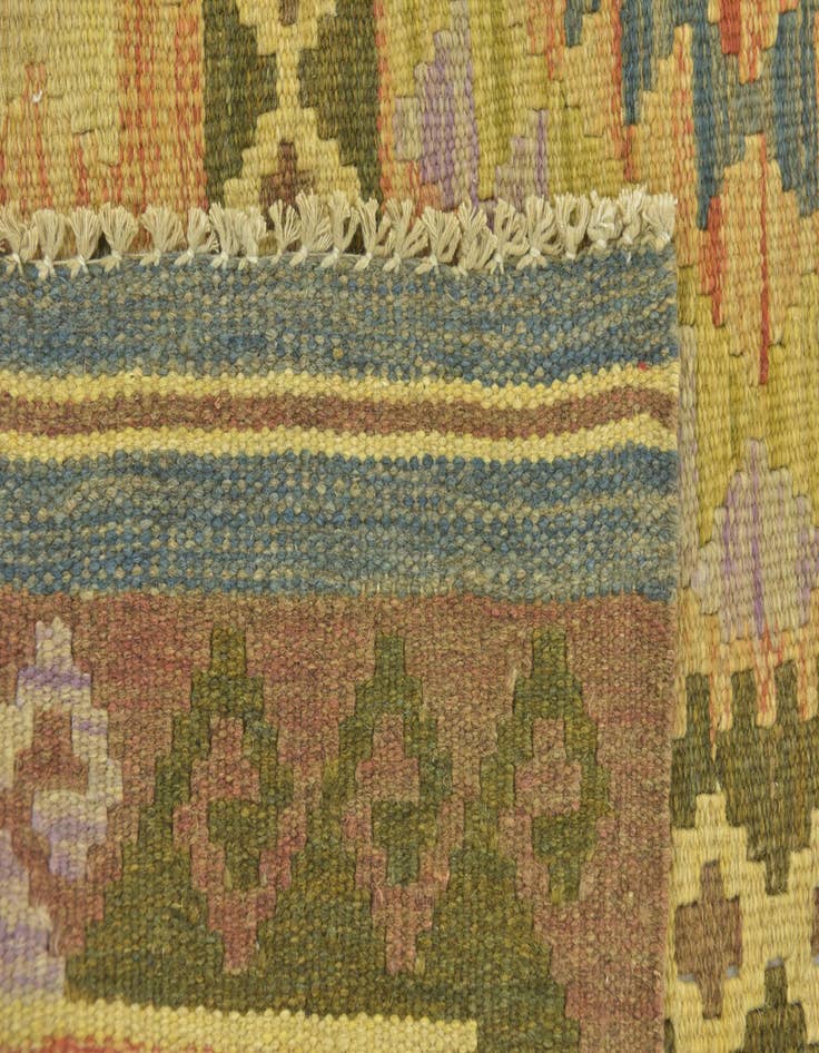 Detail image of  3' 3 x 4' 9  Hand Woven Kilim Maymana Wool Rug