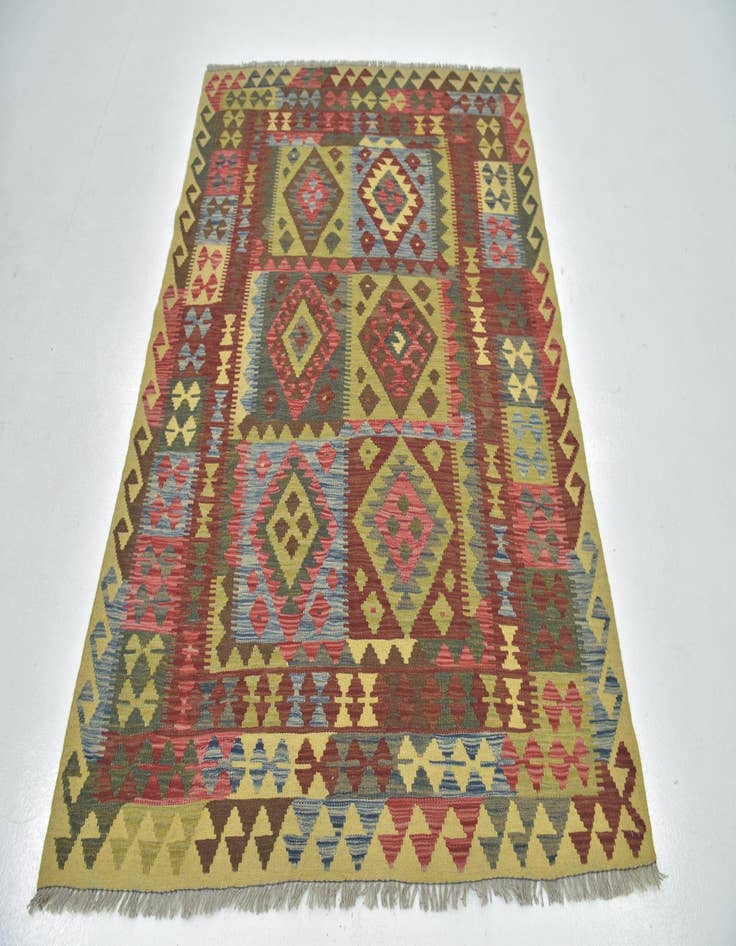 Detail image of  4' 10 x 6' 4  Hand Woven Kilim Maymana Wool Rug