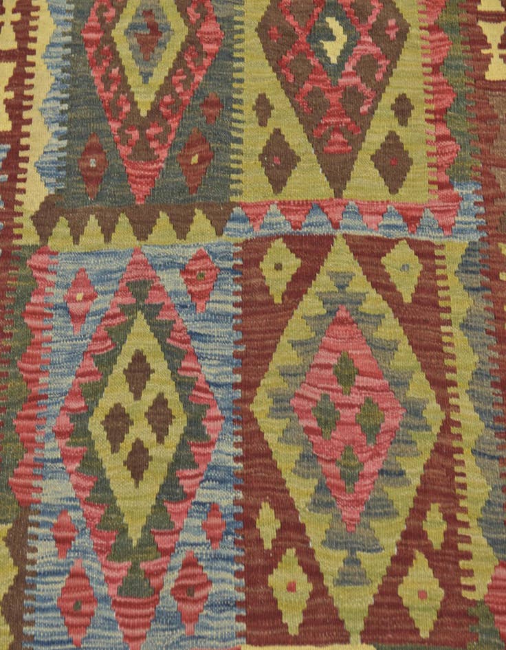 Detail image of  4' 10 x 6' 4  Hand Woven Kilim Maymana Wool Rug