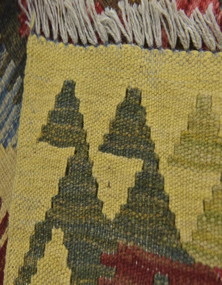 Detail image of  4' 10 x 6' 4  Hand Woven Kilim Maymana Wool Rug