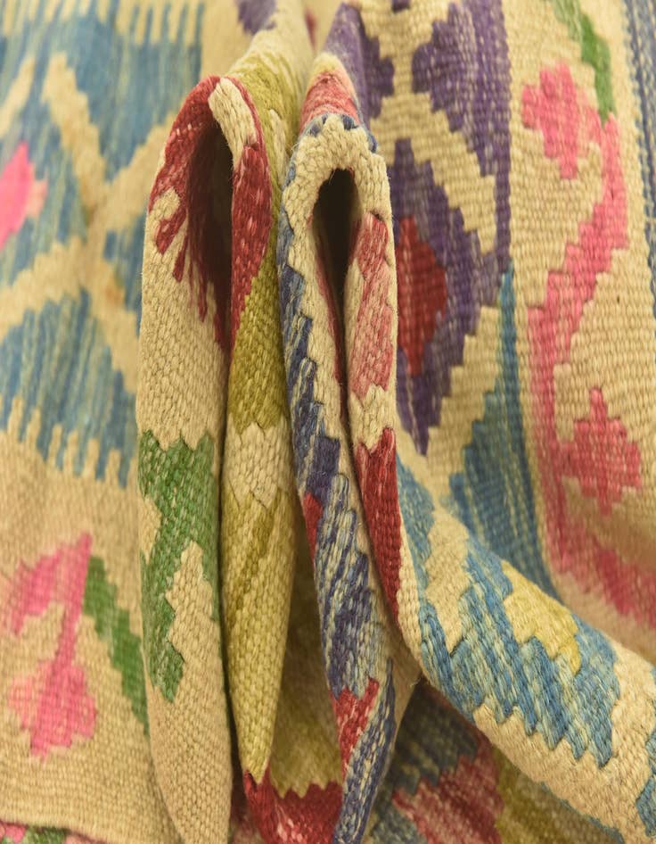 Detail image of  3' 6 x 5'  Hand Woven Kilim Maymana Wool Rug