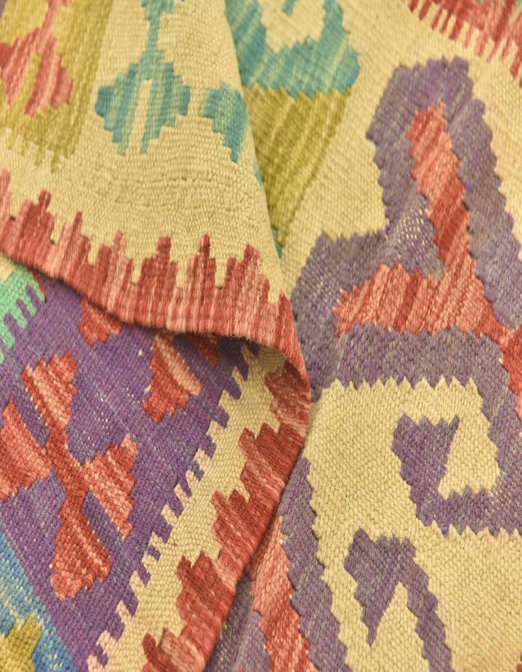 Detail image of  3' 1 x 4' 8  Hand Woven Kilim Maymana Wool Rug
