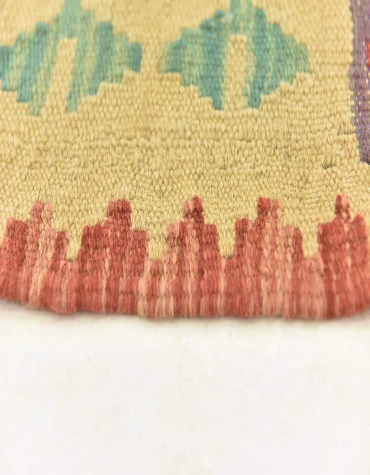 Detail image of  3' 1 x 4' 8  Hand Woven Kilim Maymana Wool Rug