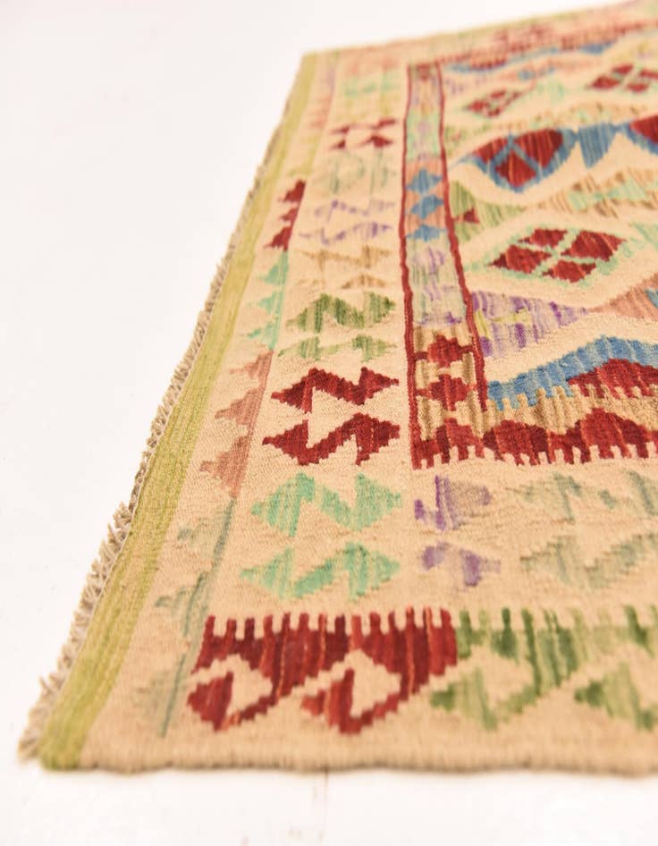 Detail image of  5' x 6' 6  Hand Woven Kilim Maymana Wool Rug