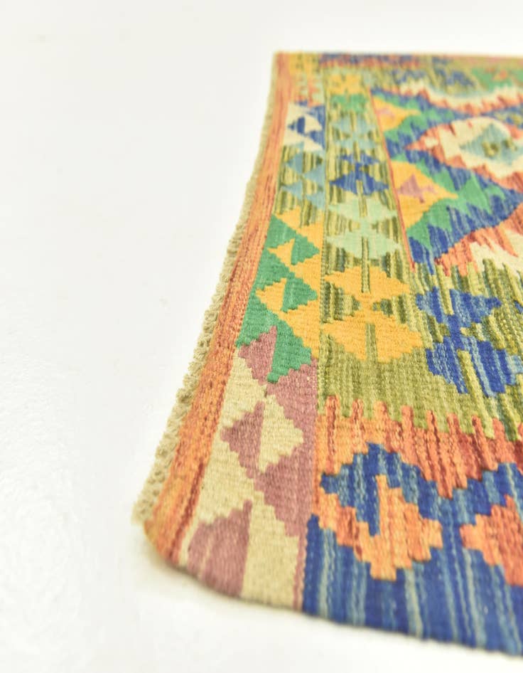 Detail image of  3' 8 x 5' 3  Hand Woven Kilim Maymana Wool Rug