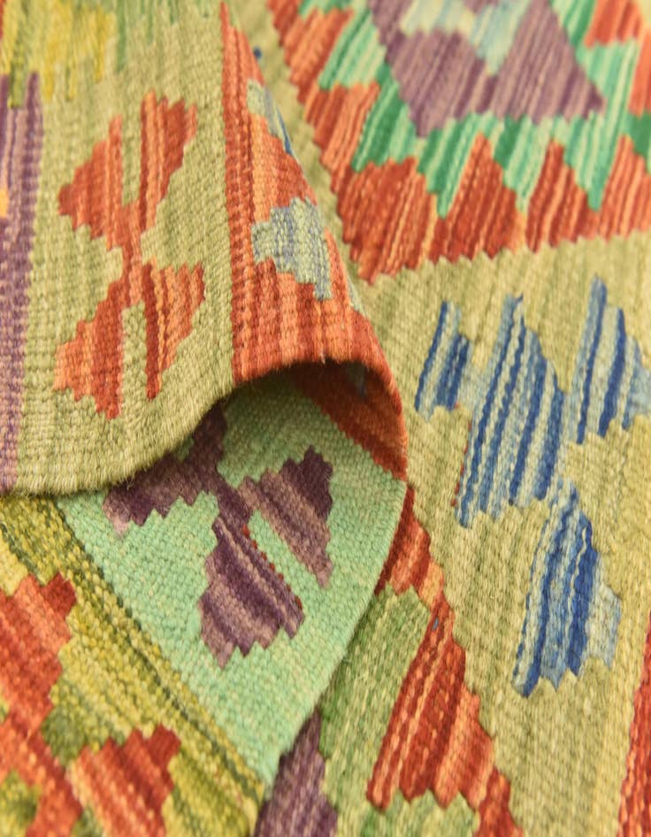 Detail image of  3' 3 x 5' 4  Hand Woven Kilim Maymana Wool Rug