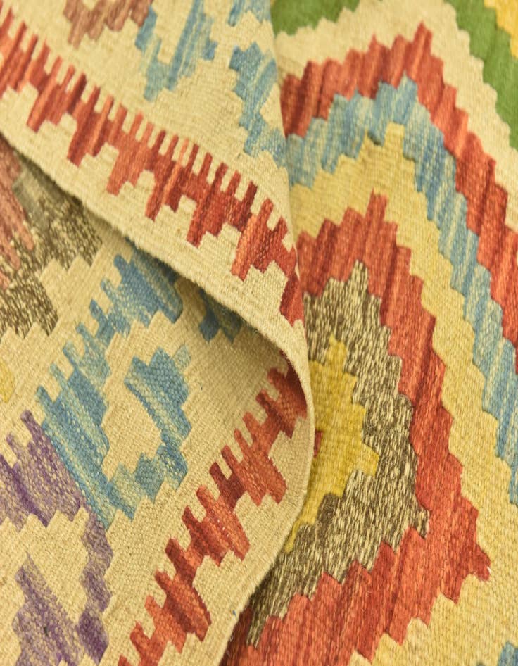 Detail image of  3' 3 x 6' 5  Hand Woven Kilim Maymana Wool Rug